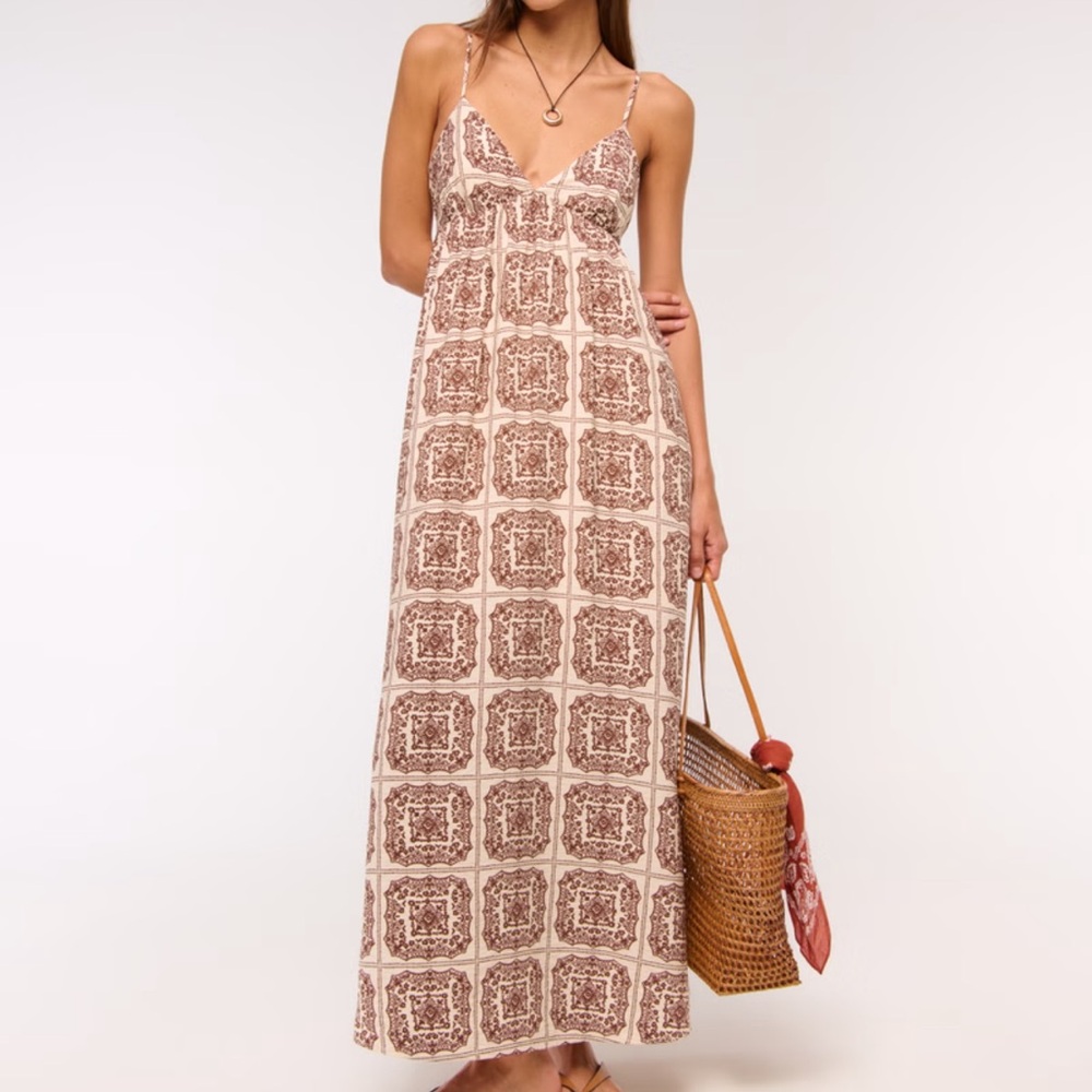 Abercrombie bra free clasp back maxi dress